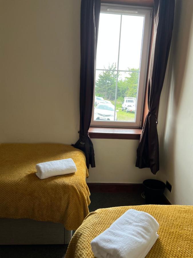 4 Bed Bungalow Near Airport إدنبرة المظهر الخارجي الصورة
